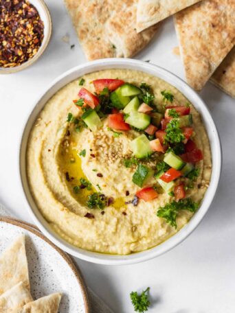 Quick and Easy Classic Hummus
