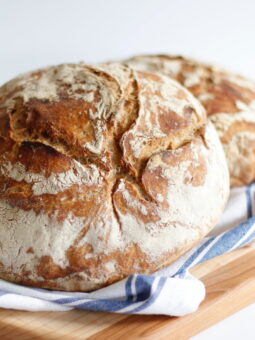 No-knead Artisan Bread served on a cutting board.