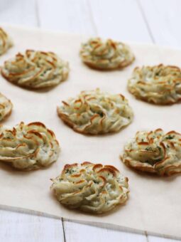 Simple Vegan Duchess Potatoes with Herbs