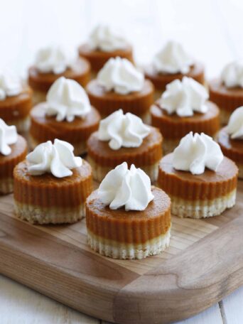 Vegan Pumpkin Pie Bites served on a wooden platter