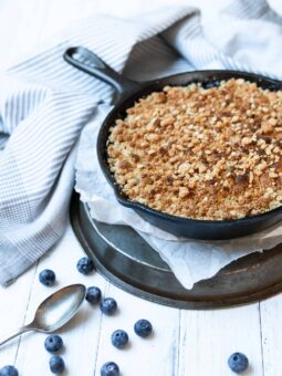 Vegan Breakfast Blueberry Crisp