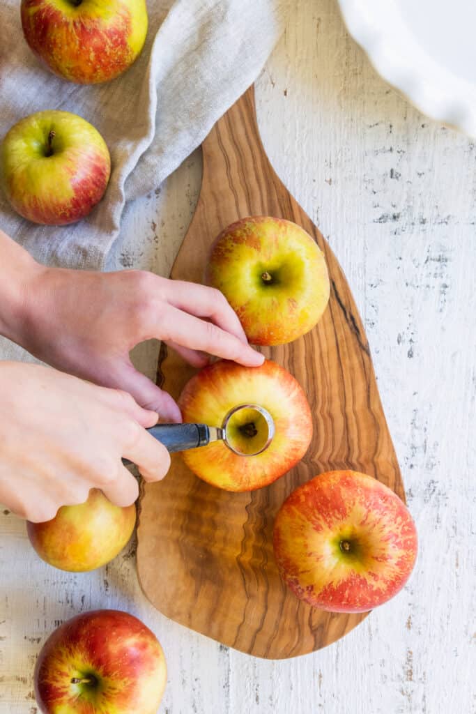 How to Cut an Apple Like a True Chef - The Coconut Mama