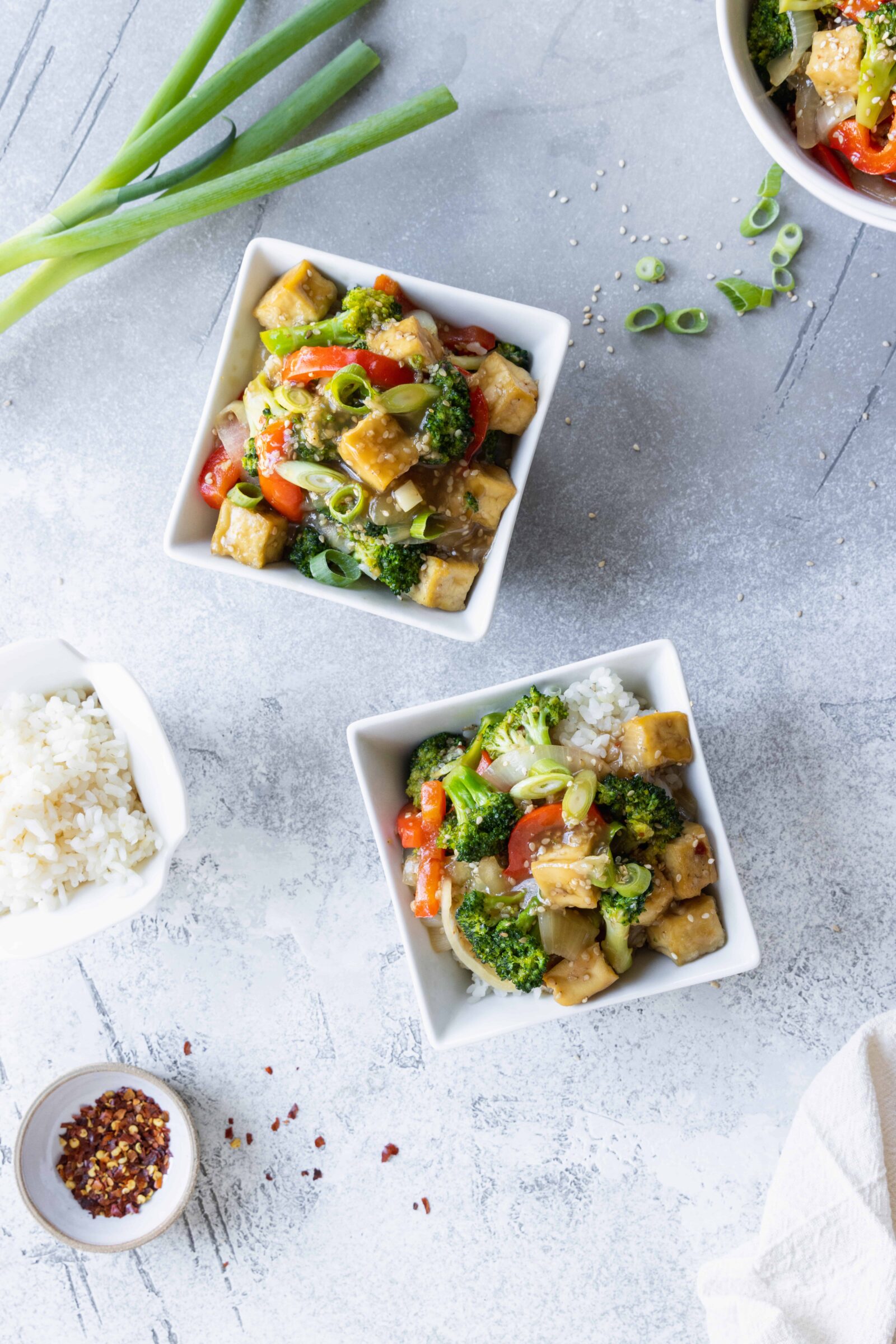 Sesame Garlic Tofu with Vegetables