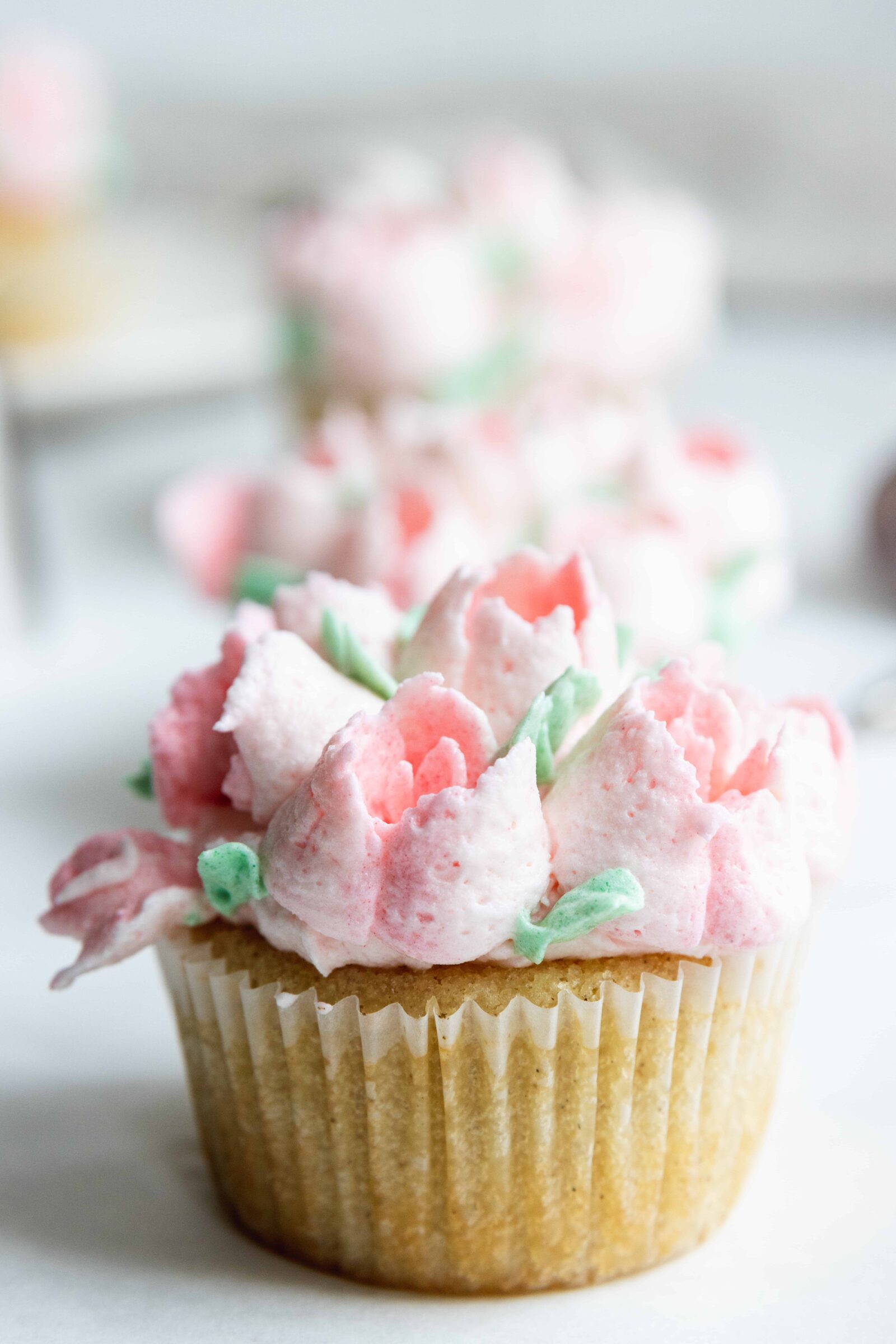 Vegan Vanilla Cupcakes with Russian Piping Tip Flowers