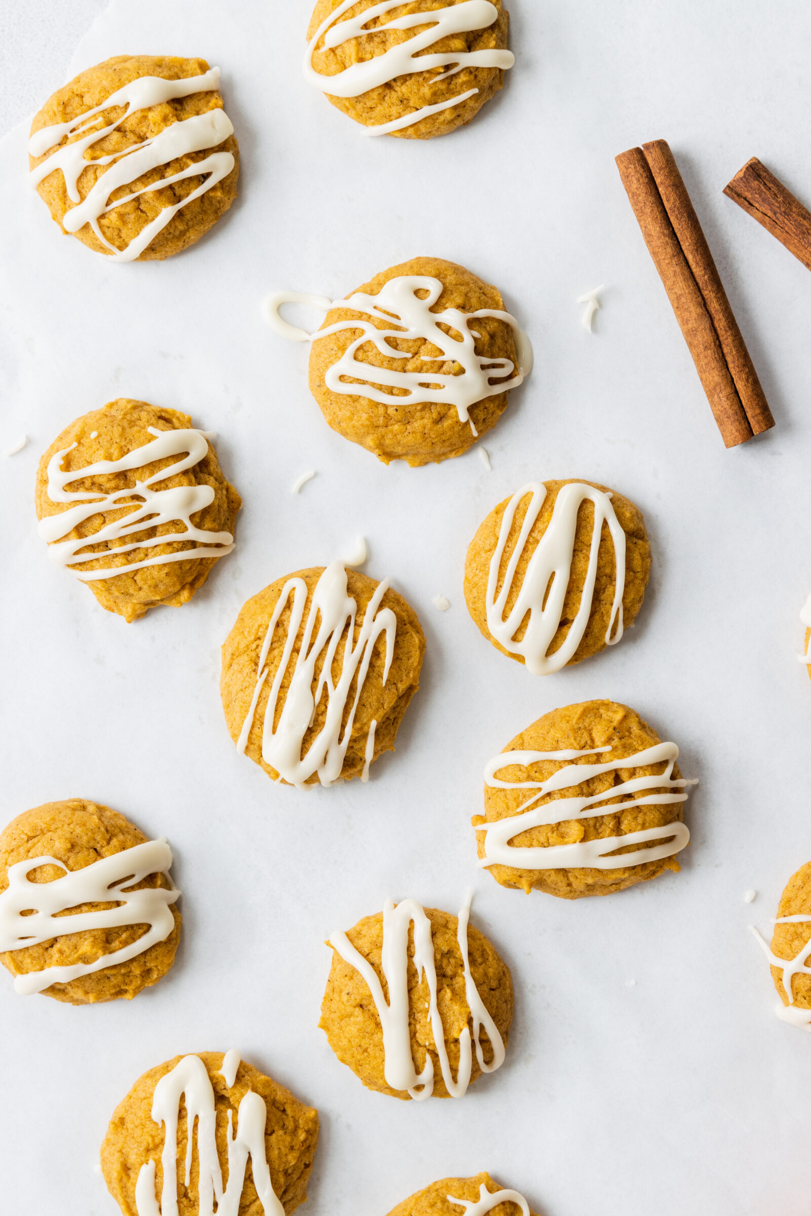 Vegan cookies with maple glaze