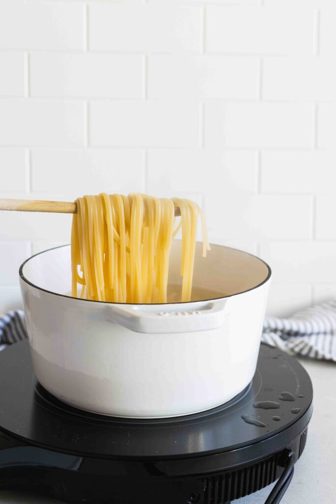 Fettuccine pasta cooking