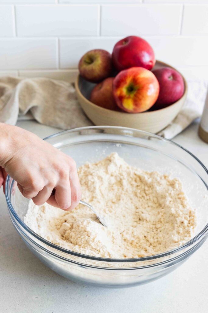 Cutting in the oil with a fork