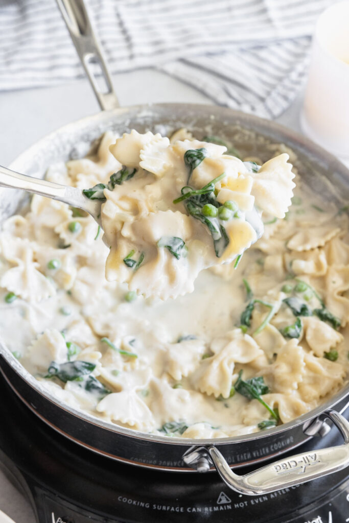 Creamy vegan pasta ready to be served